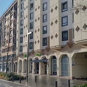 Hotel Ibis Styles Centre Gare Beffroi