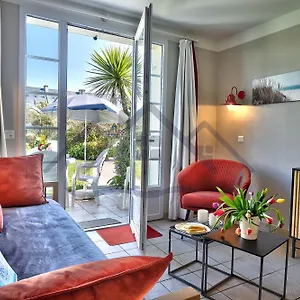 Hébergement de vacances Localise - Maison G5 Au - A 50m De La Avec Jardin Et Piscine - à Pied, Plages, Port, Centre, Commerces, Marché - Wifi Inclus - Animaux Bienvenus - Linge De Lit Inclus 